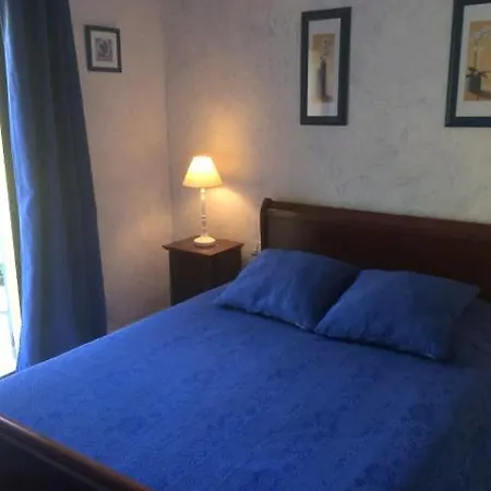 Escale D'azur 3* Gattières